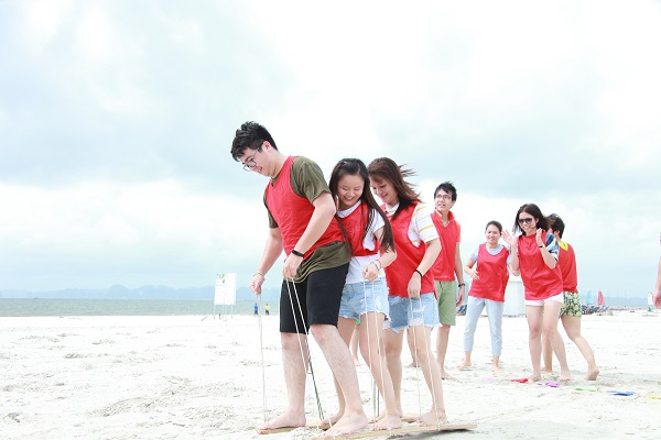 Những ưu nhược điểm của tổ chức team building bạn nên biết