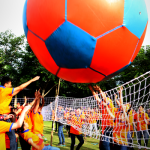 Cho thuê đồ hơi chơi team building CHẤT – GIÁ RẺ tại Hà Nội